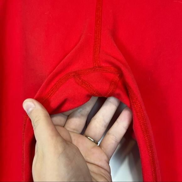 Beyond Yoga In The Loop / Infinity Loop Midi Cropped Leggings In Red - Picture 5 of 8